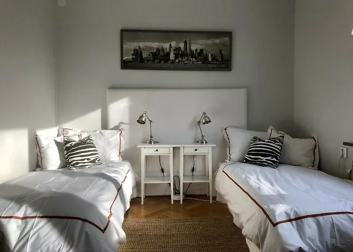 Central Stockholm With Free Airport Pickup